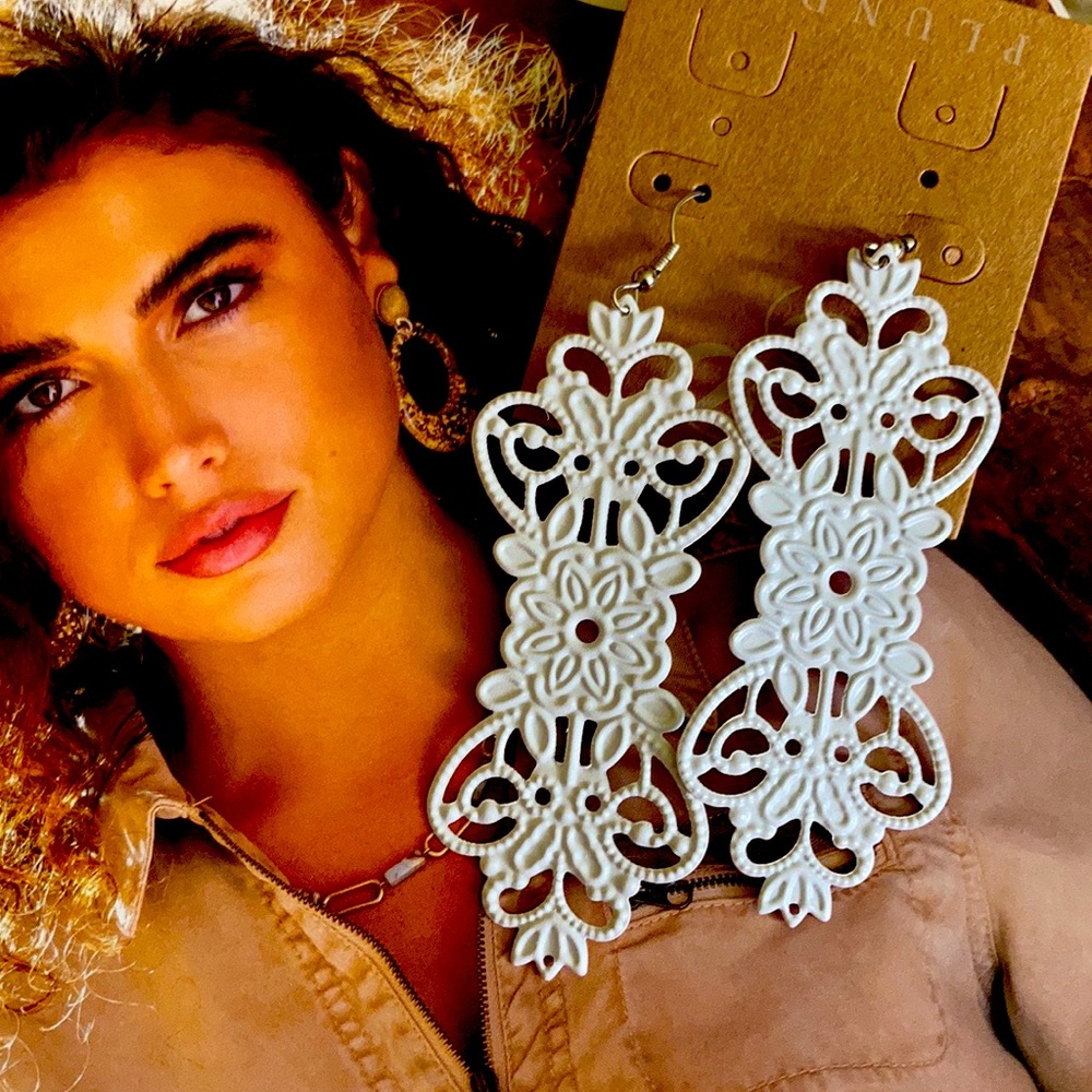 Laverne earrrings